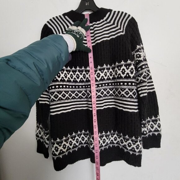 Forever 21 Oversize Thick Chunky Knit Long Sleeve Button Front Cardigan Sweater - Picture 4 of 8